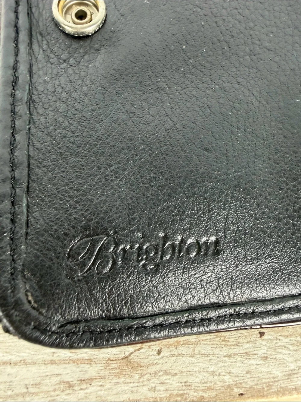Brighton Eves Delight leather cell phone and card pouch wallet croc embossed